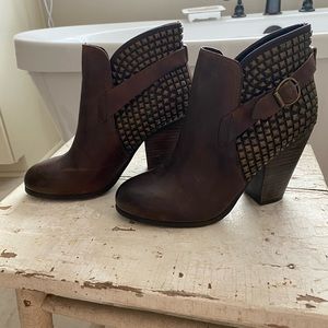 Steve Madden Booties